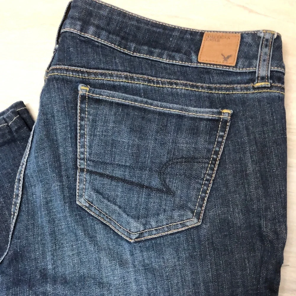 American Eagle Straight Leg Stretch Jeans Size 12 - Picture 3 of 16
